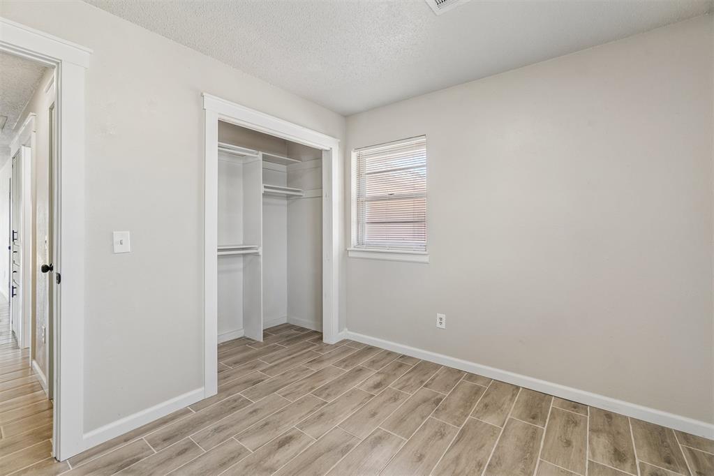 920 W Silver Meadow Drive Property Photo 34