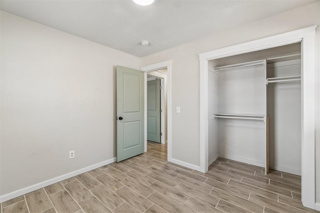 920 W Silver Meadow Drive Property Photo 35