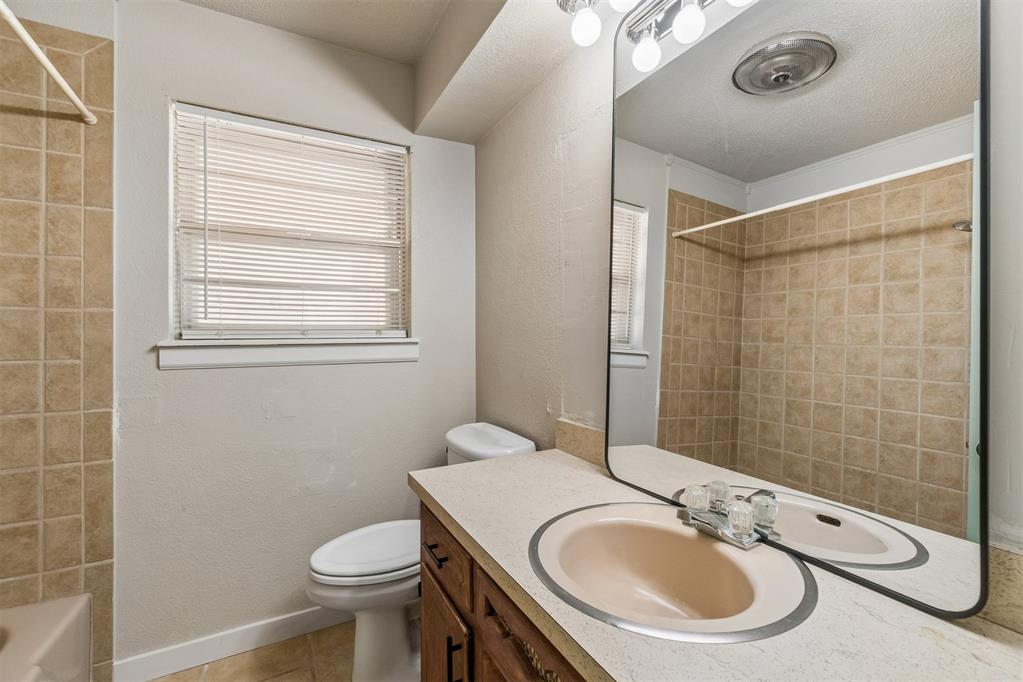 920 W Silver Meadow Drive Property Photo 37