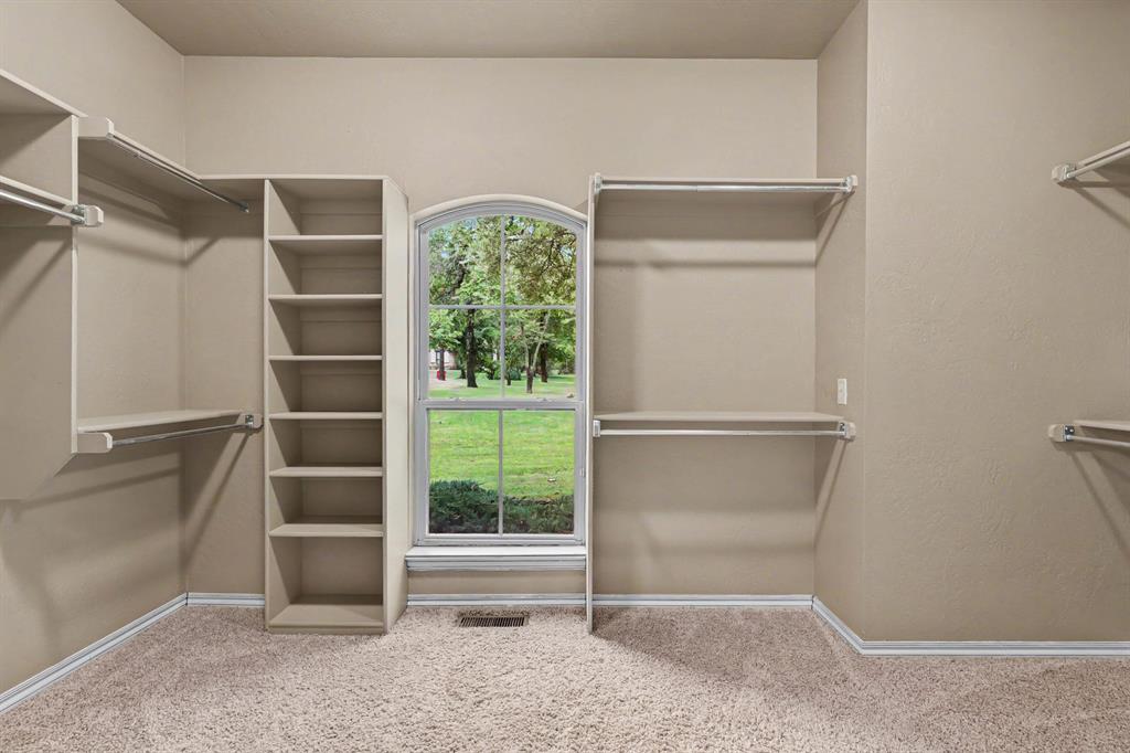 216 N Oaks Road Property Photo 17
