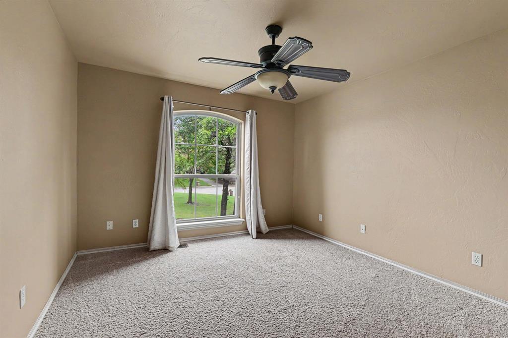 216 N Oaks Road Property Photo 20