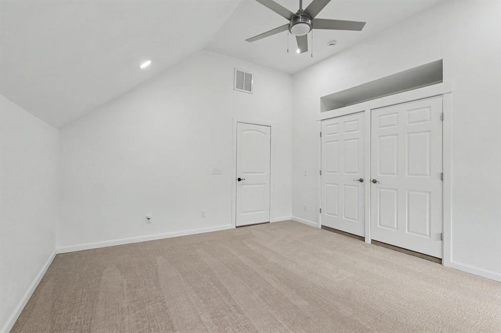 216 N Oaks Road Property Photo 24