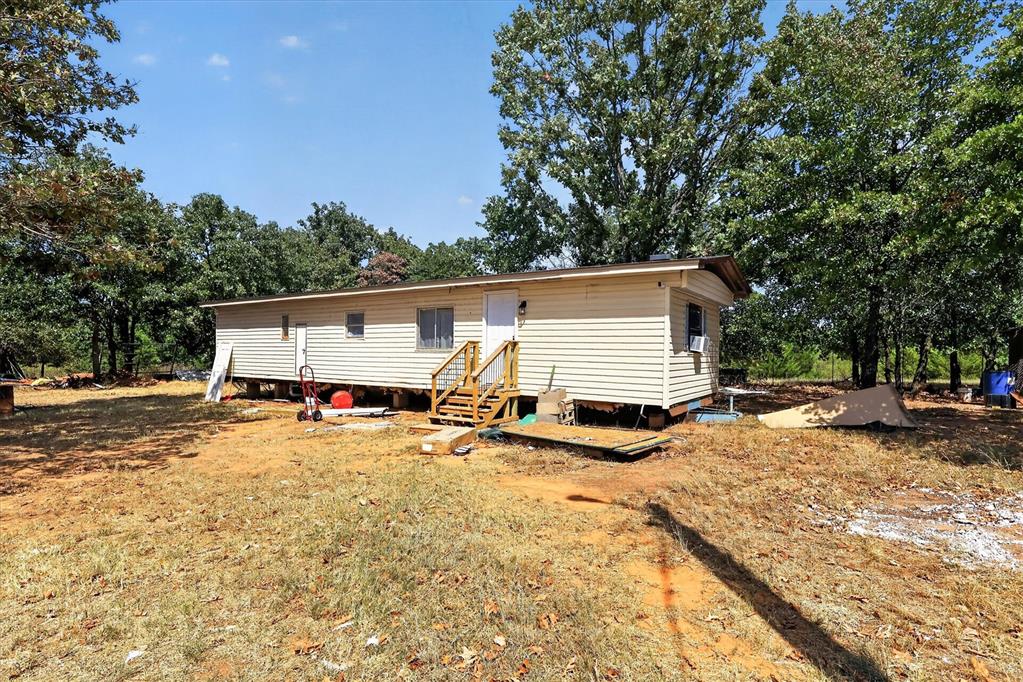 21839 Lilly Drive Property Photo 5