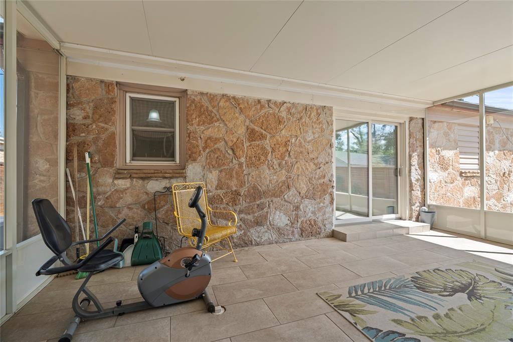 4201 N Libby Avenue Property Photo 18