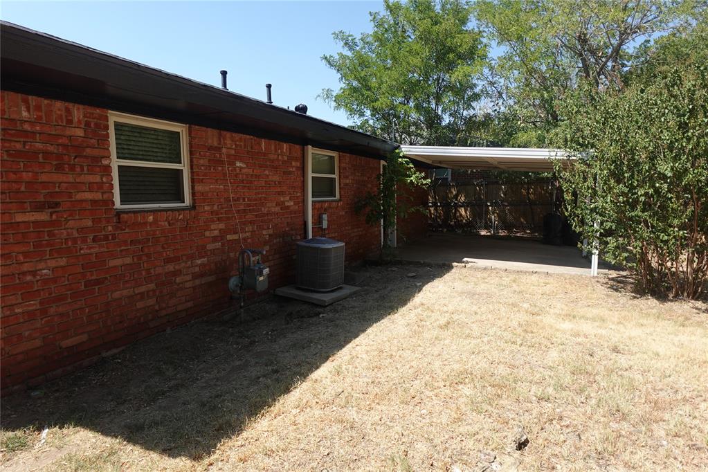 3119 Nw 65th Street Property Photo 12