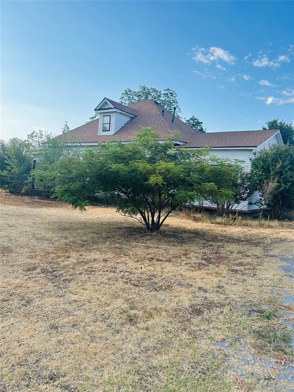 409 N Locust Street Property Photo 7