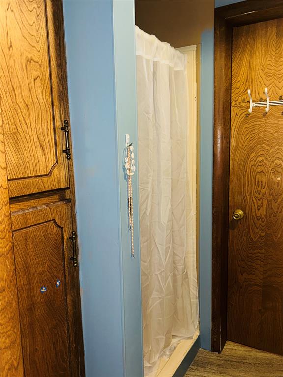 409 N Locust Street Property Photo 32