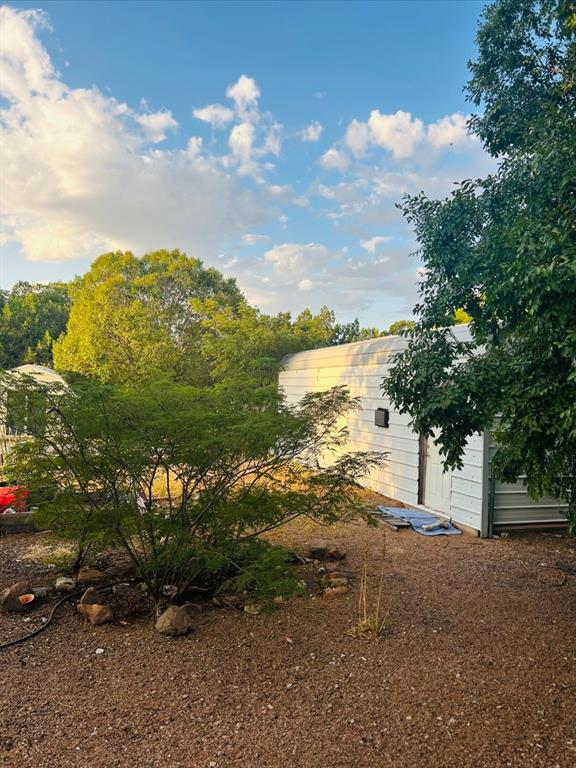 409 N Locust Street Property Photo 43