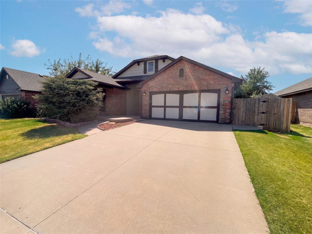 704 Sw 149th Place Property Photo 16