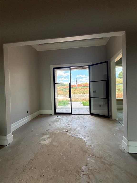 9316 Somerville Road Property Photo 2