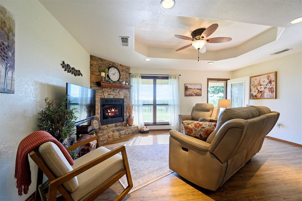 579 Stuffy Road Property Photo 7