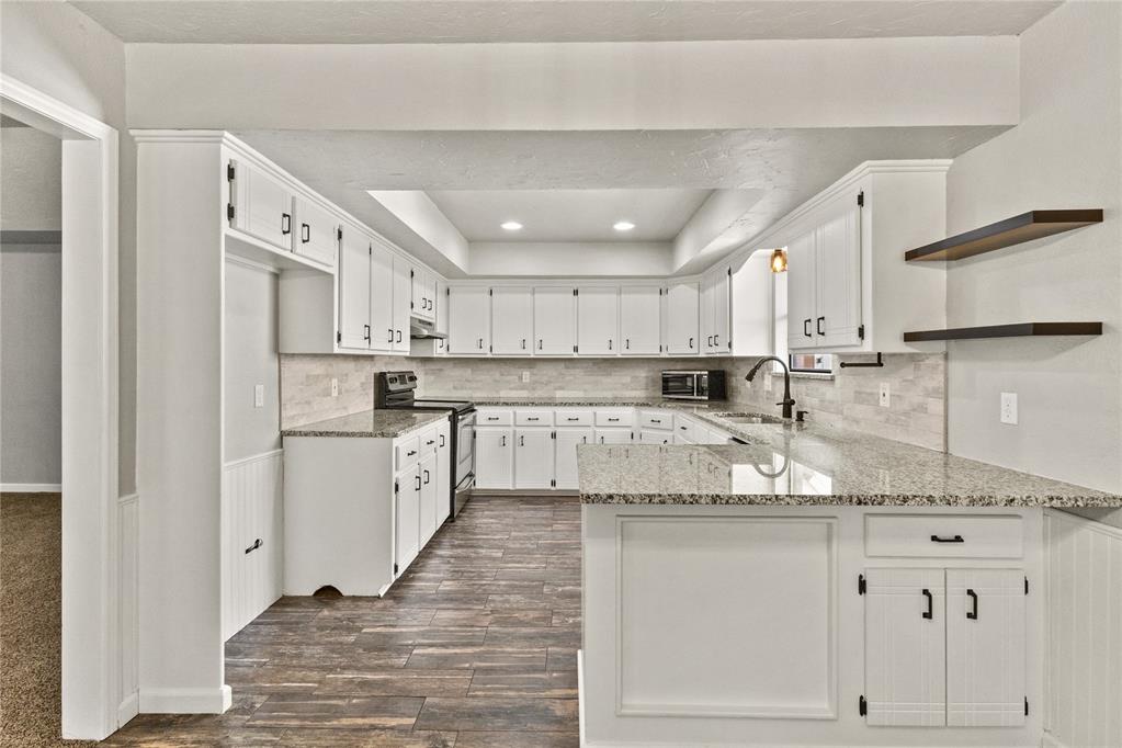 1504 Timbercreek Drive Property Photo 10