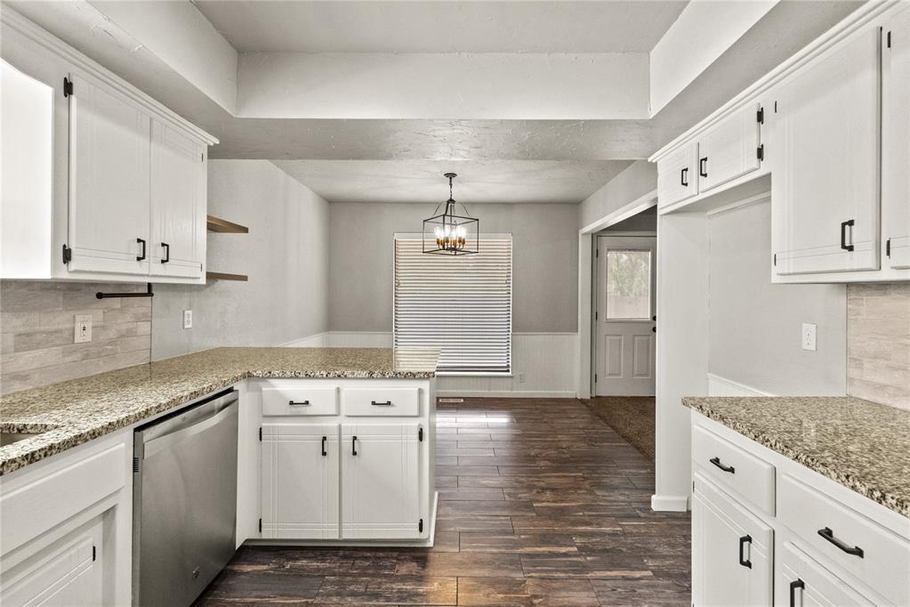 1504 Timbercreek Drive Property Photo 13