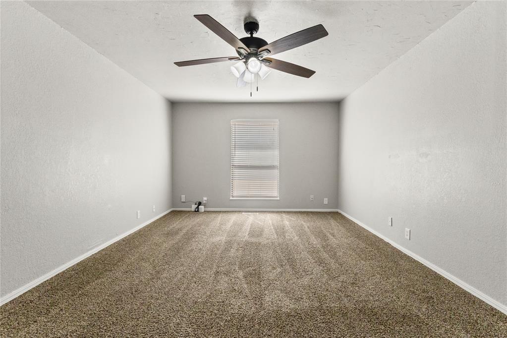 1504 Timbercreek Drive Property Photo 24