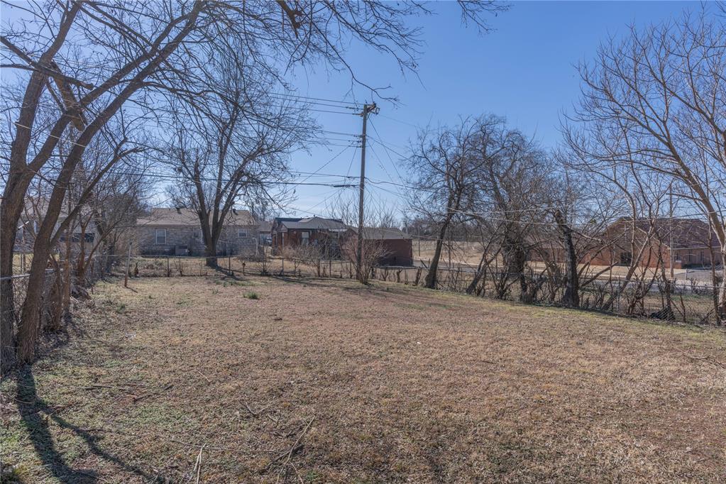 2204 Ne 25th Street Property Photo 22