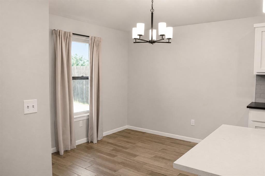 2318 Arcady Avenue Property Photo 7