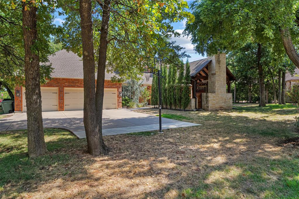 1901 Mission Hills Circle Property Photo 7