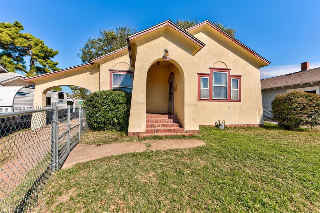 1106 Sunset Drive Property Photo 3