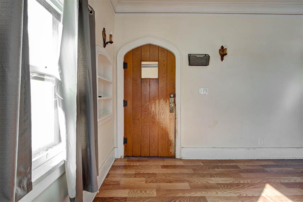 1106 Sunset Drive Property Photo 5