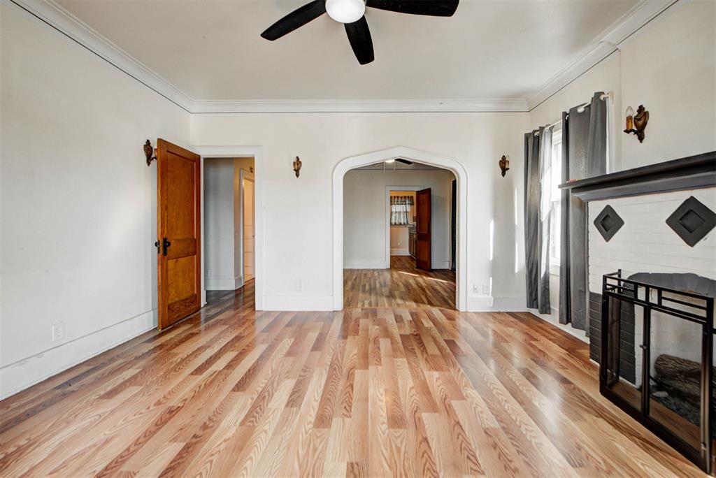 1106 Sunset Drive Property Photo 7