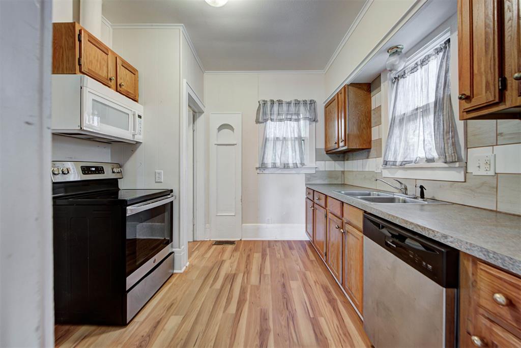1106 Sunset Drive Property Photo 17