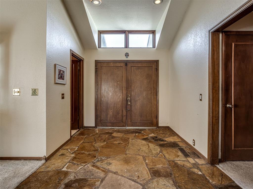 10604 Admiral Drive Property Photo 3