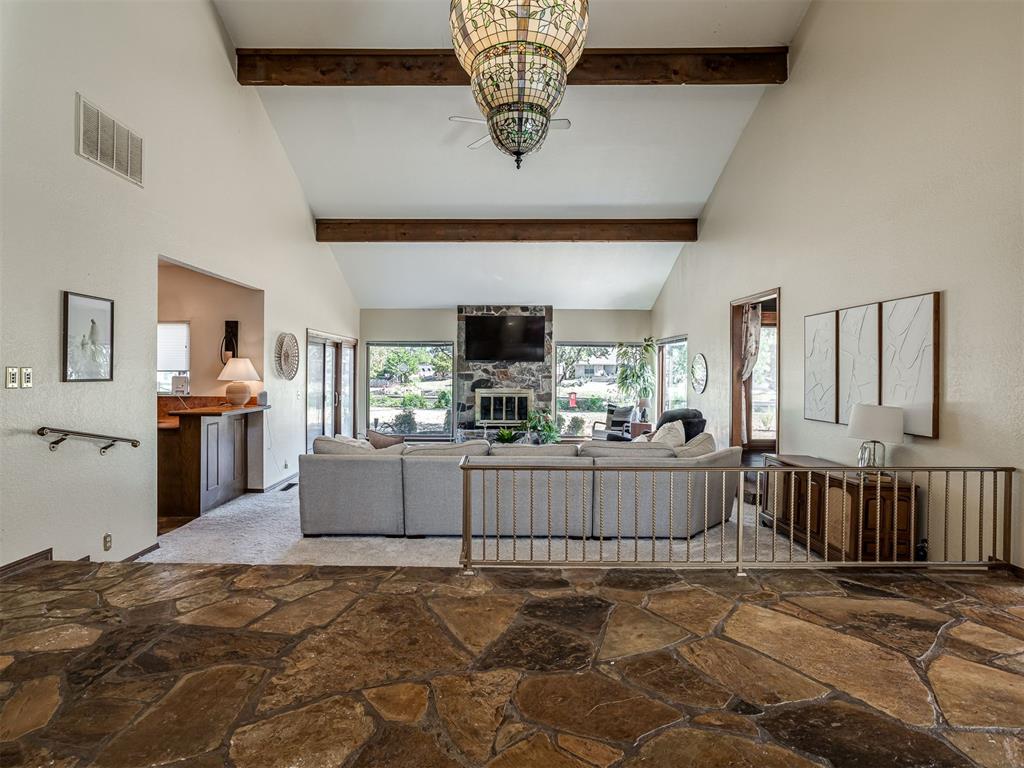 10604 Admiral Drive Property Photo 8