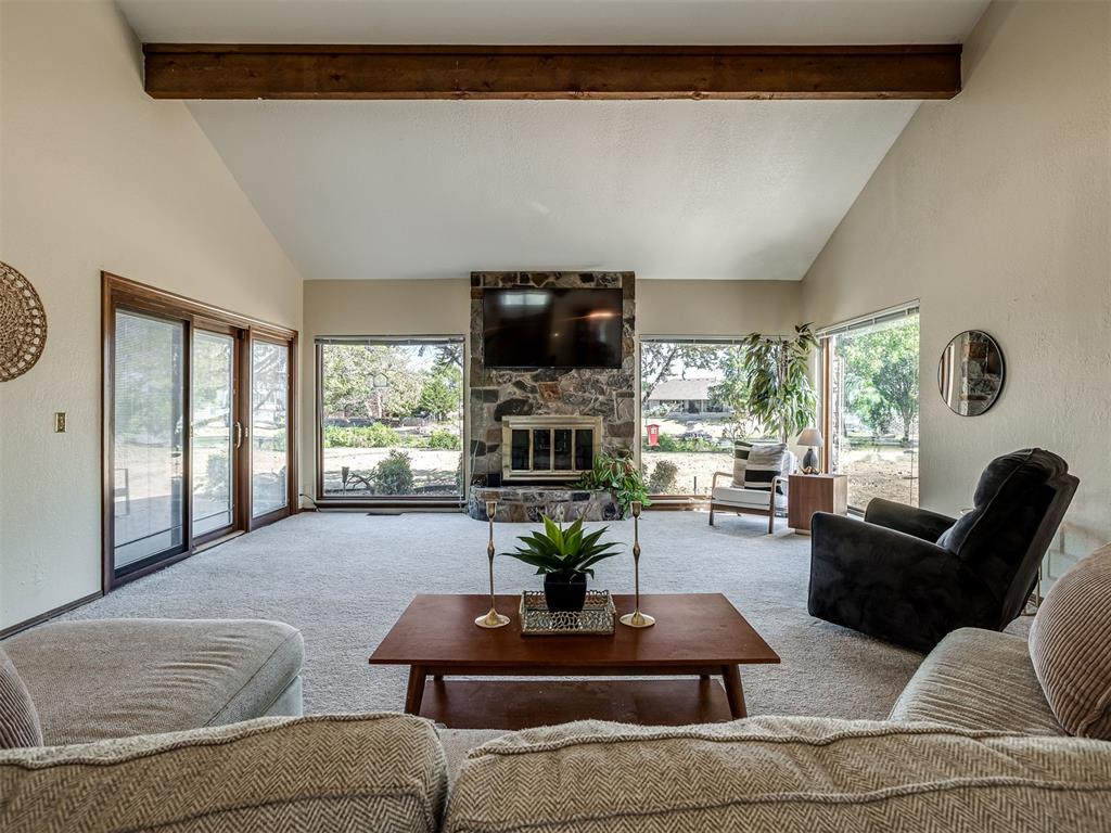 10604 Admiral Drive Property Photo 10