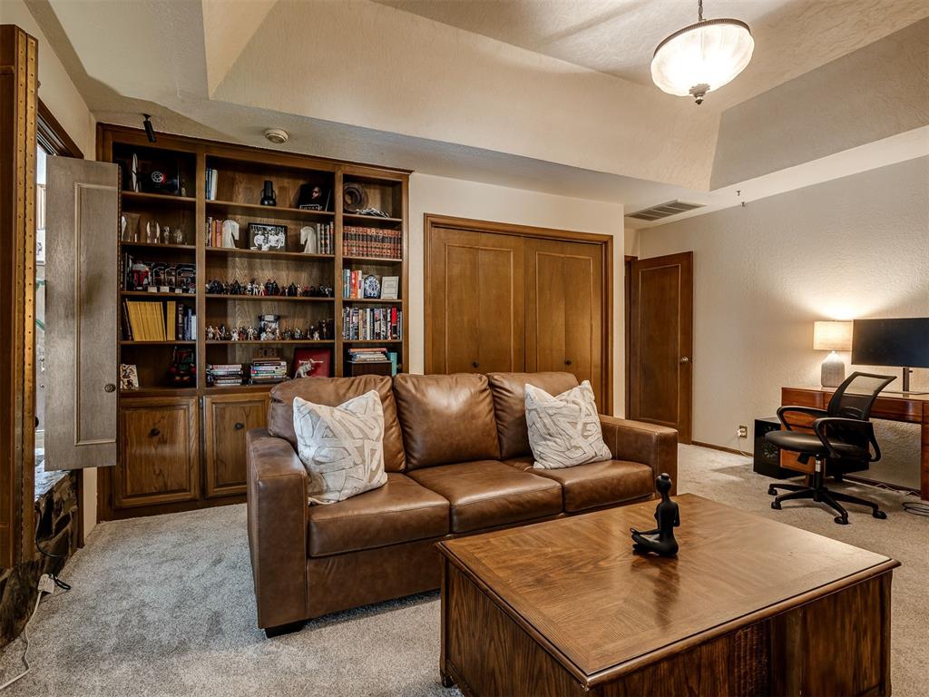 10604 Admiral Drive Property Photo 31
