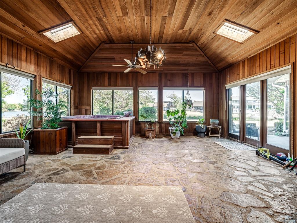 10604 Admiral Drive Property Photo 36