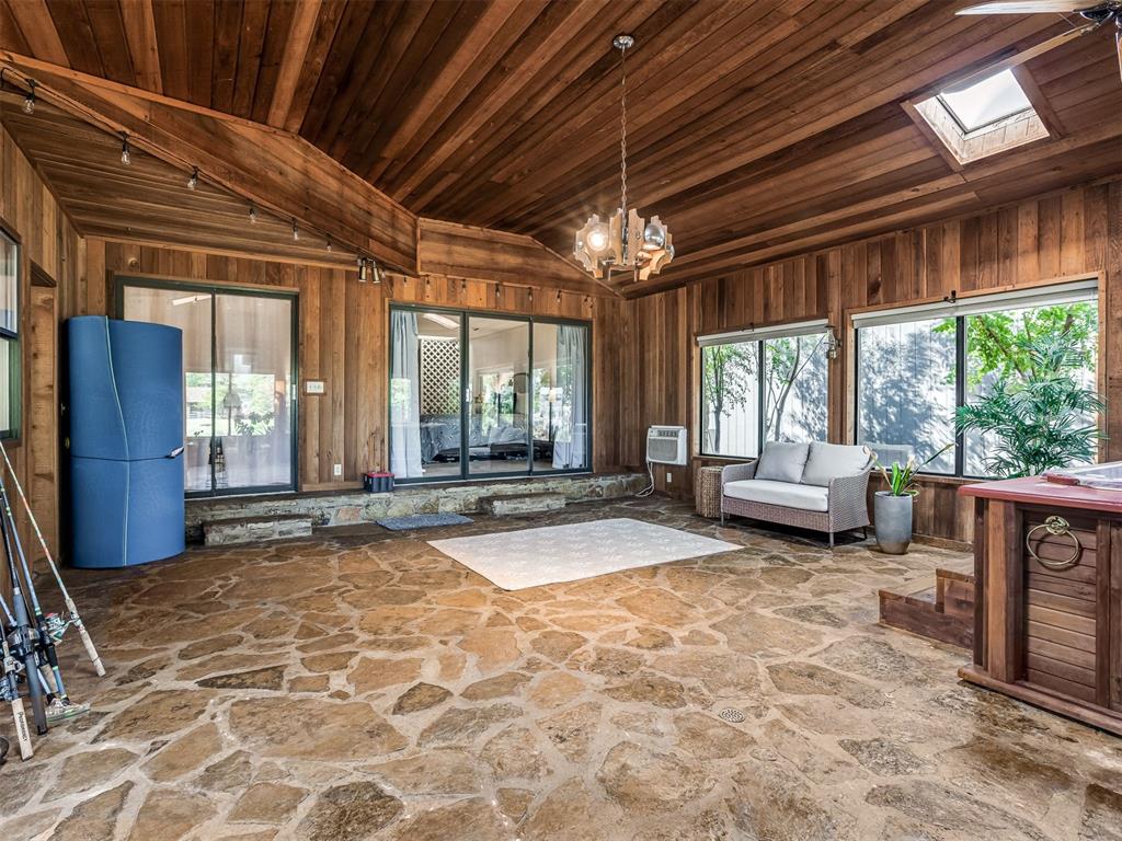 10604 Admiral Drive Property Photo 37