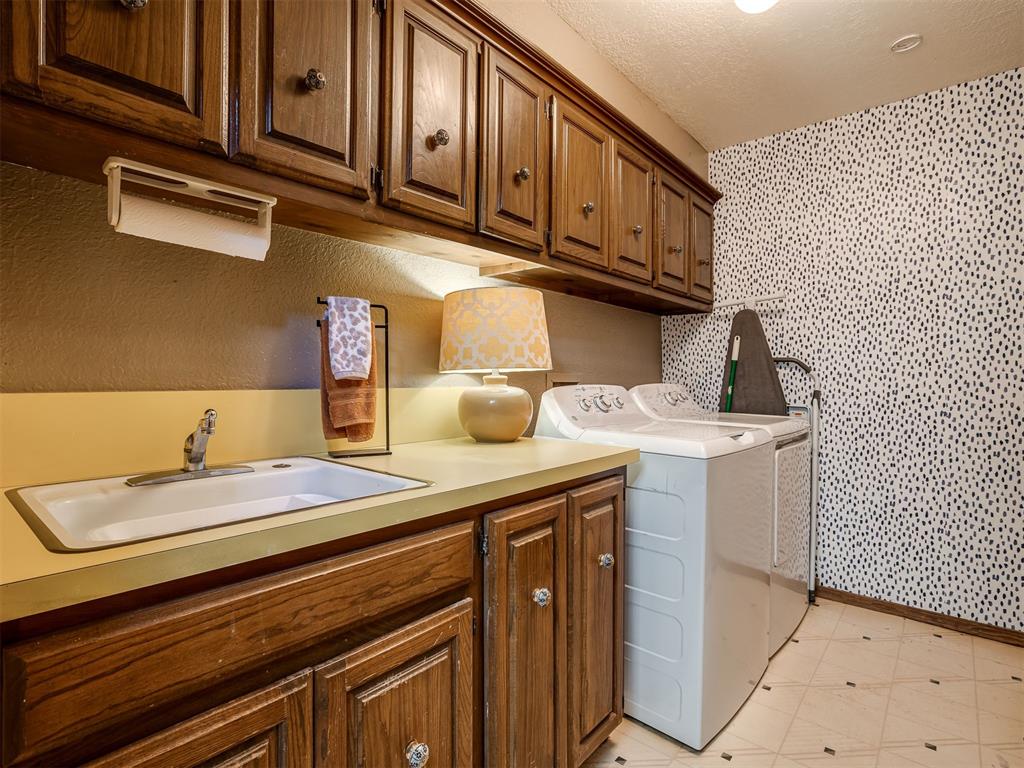 10604 Admiral Drive Property Photo 39