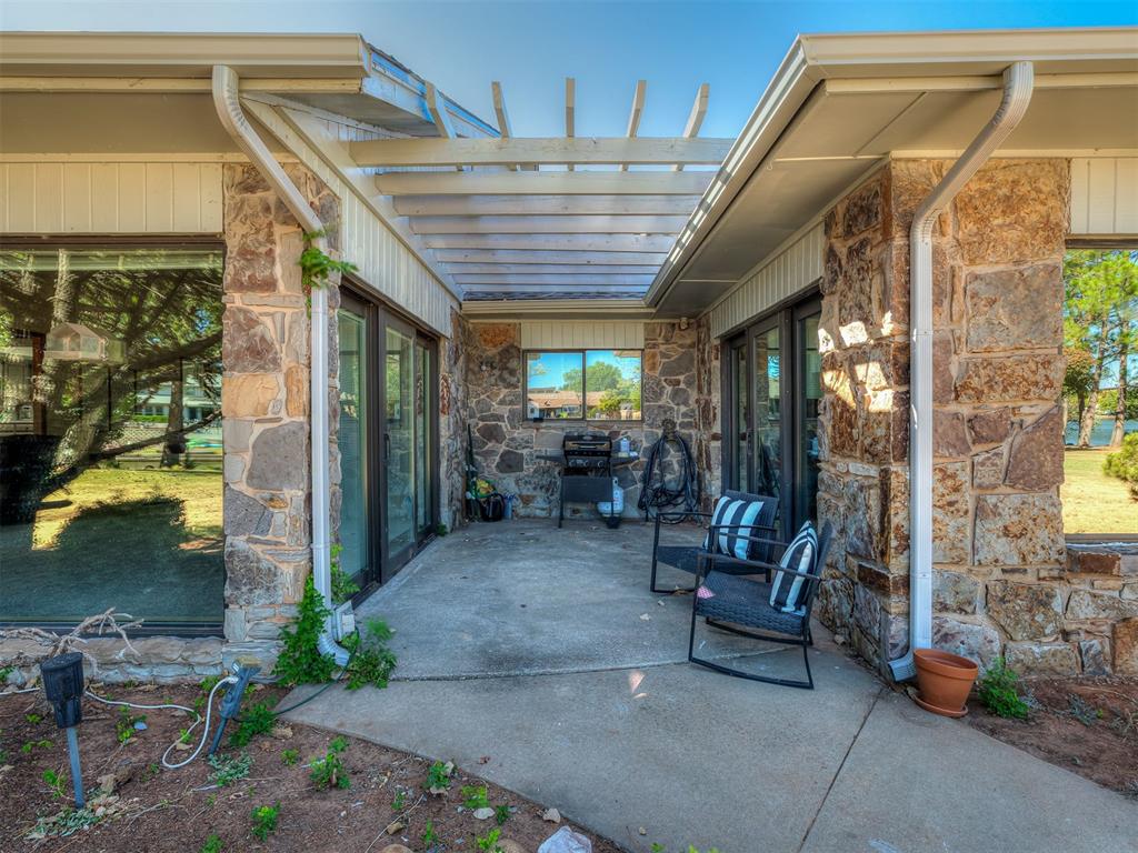 10604 Admiral Drive Property Photo 40
