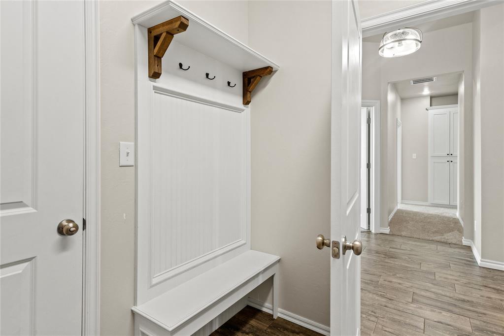 2812 Landrun Property Photo 8