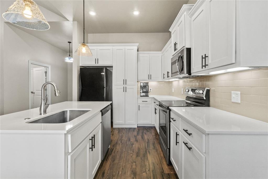 2812 Landrun Property Photo 14