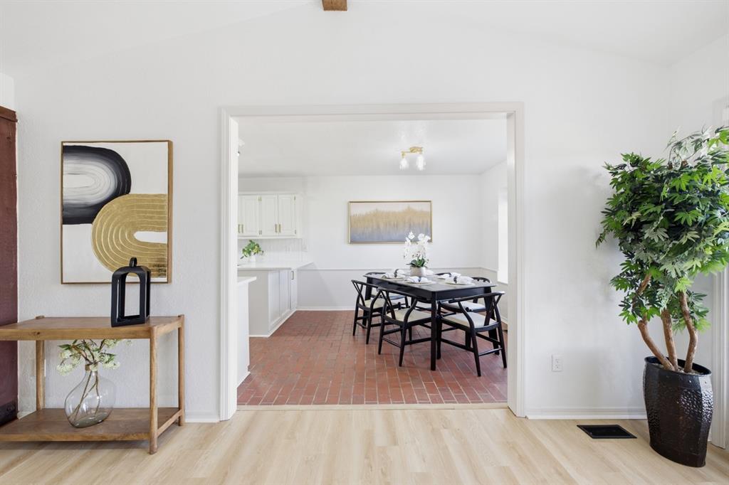 900 Woodbury Drive Property Photo 15