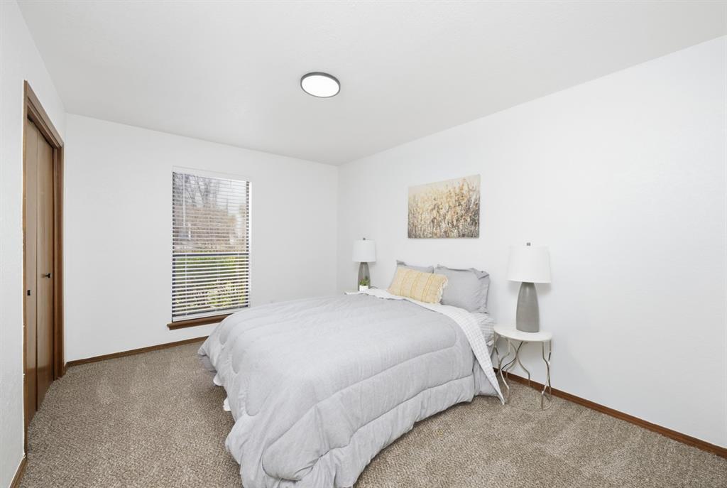 900 Woodbury Drive Property Photo 28