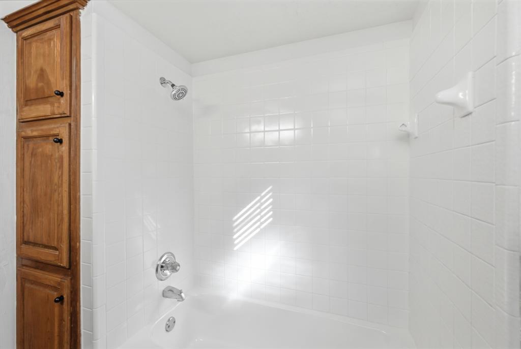 900 Woodbury Drive Property Photo 31