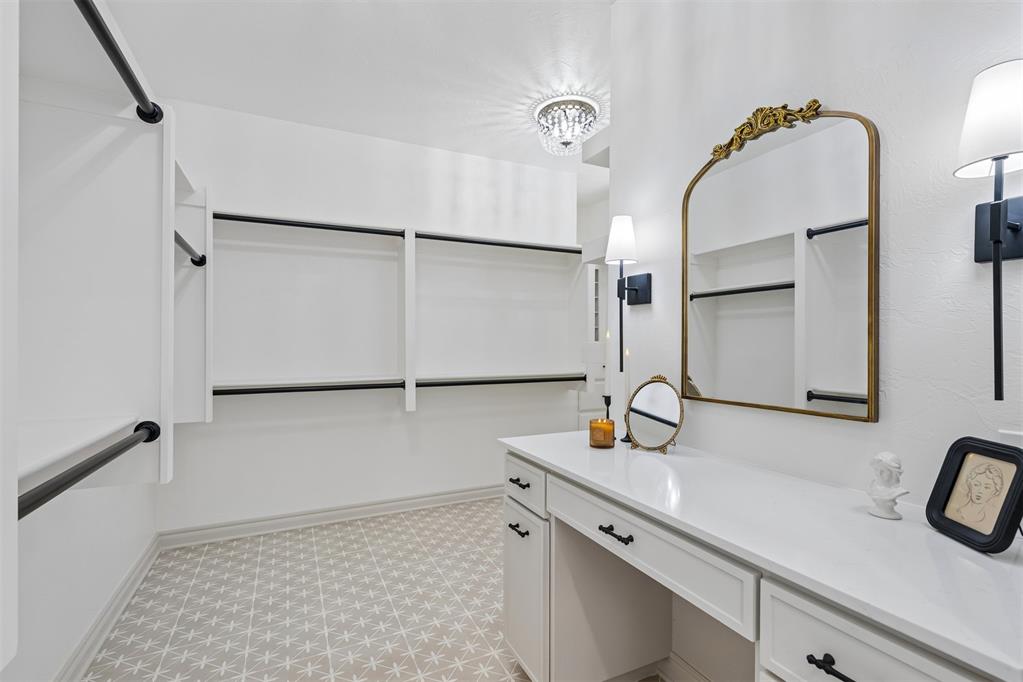 23390 Hunters Trail Property Photo 29