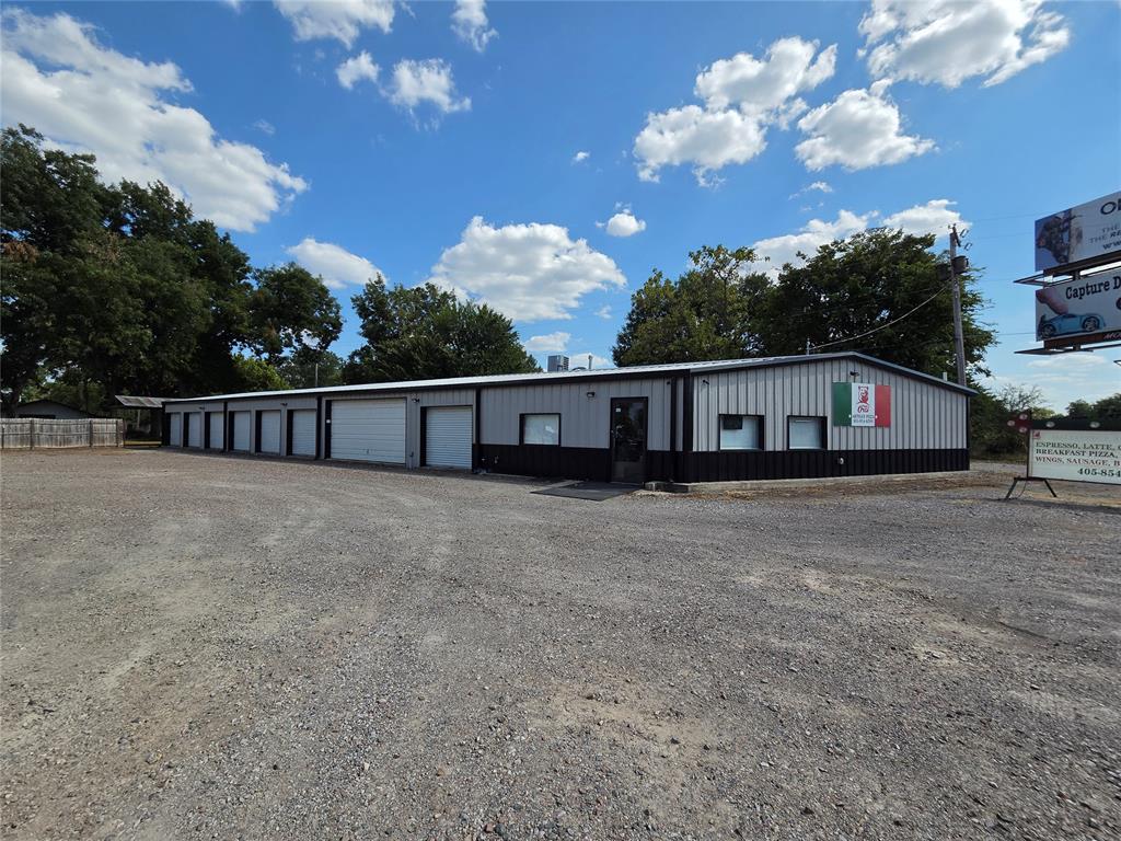 230 Us Highway 77 Property Photo 1