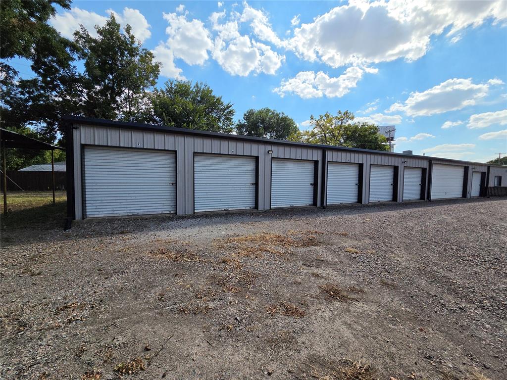 230 Us Highway 77 Property Photo 3