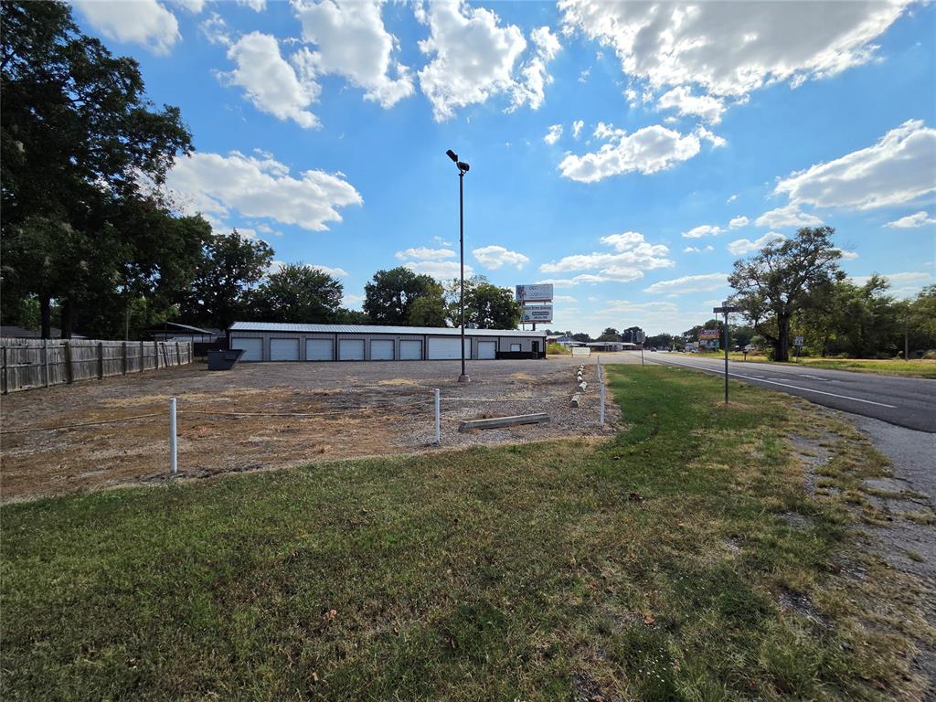 230 Us Highway 77 Property Photo 10