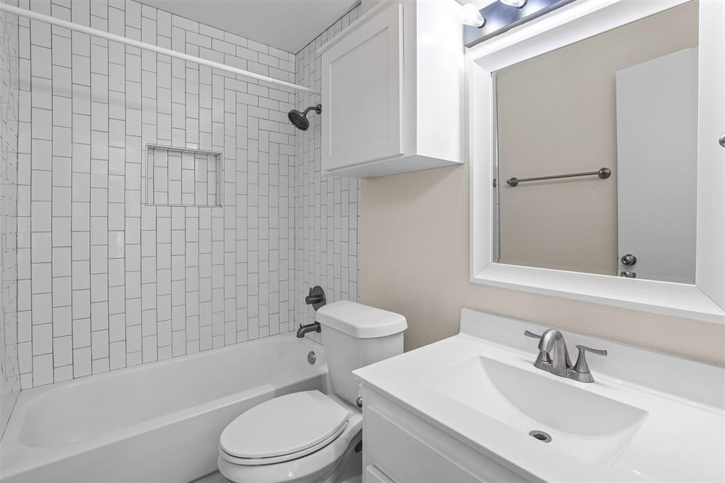 1124 Sw 133rd Street Property Photo 27