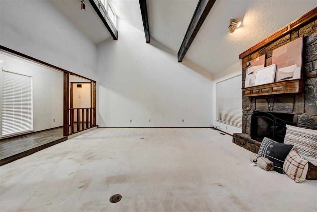 6004 Covington Lane Property Photo 10