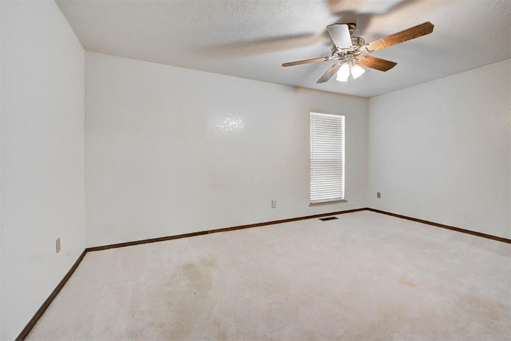 6004 Covington Lane Property Photo 40