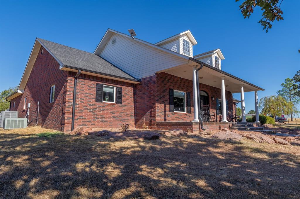 18812 Highway 76 Property Photo 3