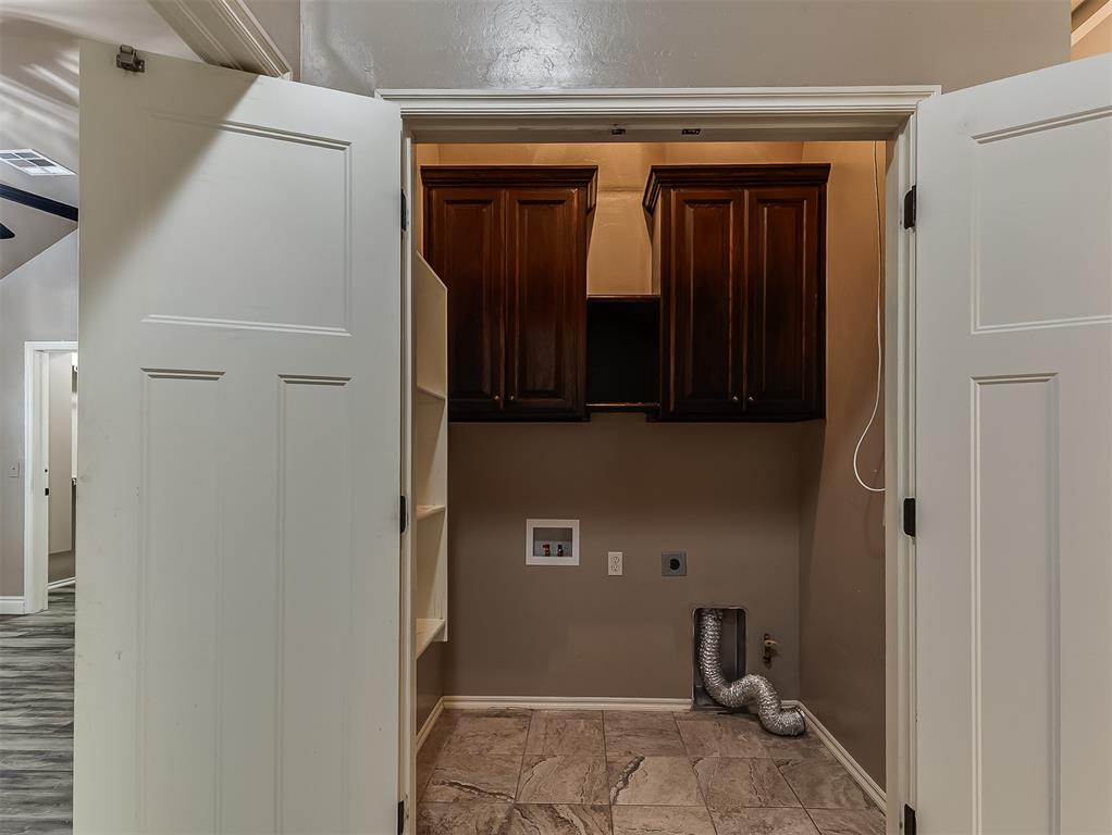 908 Ridgeway Drive Property Photo 29