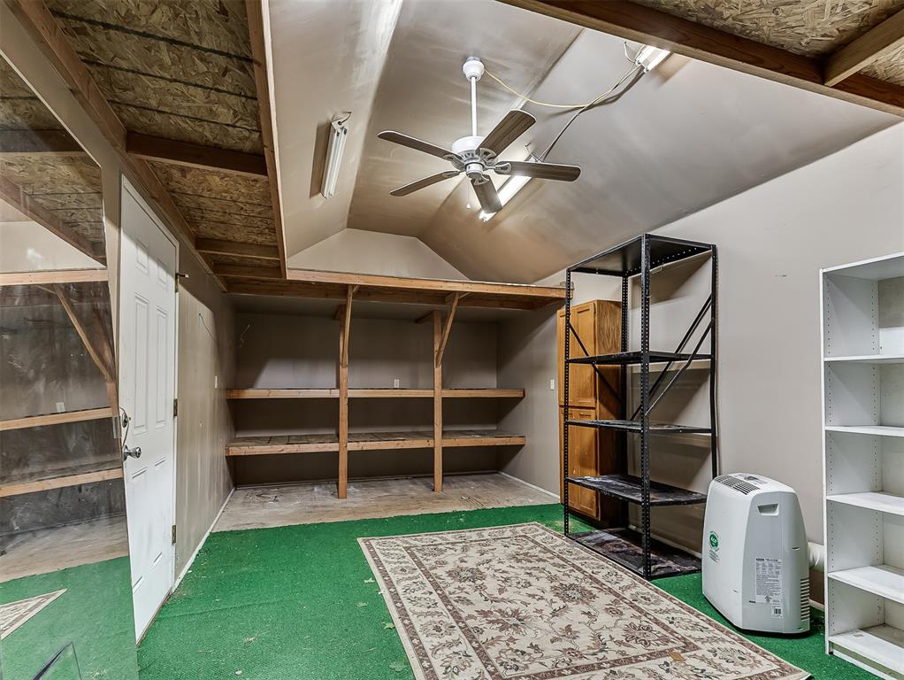 908 Ridgeway Drive Property Photo 33