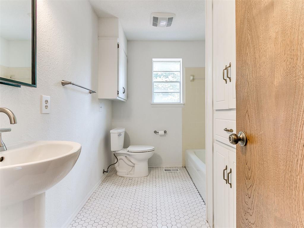 6313 N Sunnybridge Court Property Photo 16