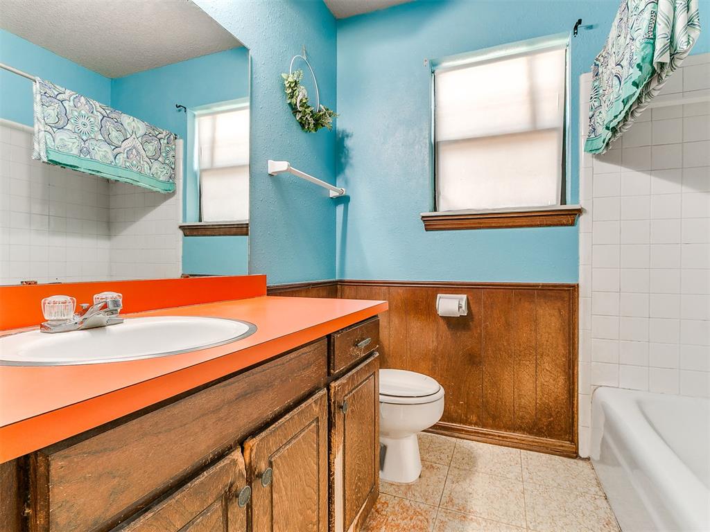 217 W Shadywood Drive Property Photo 18